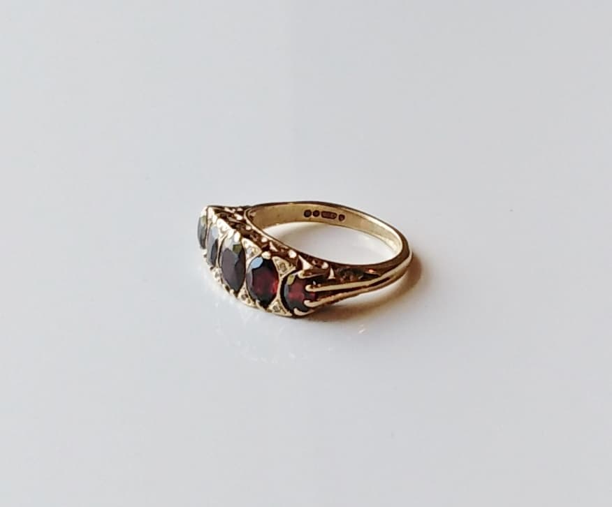 Retro 1972 Heavy Set Garnet & Diamond 9ct Gold Gypsy Ring